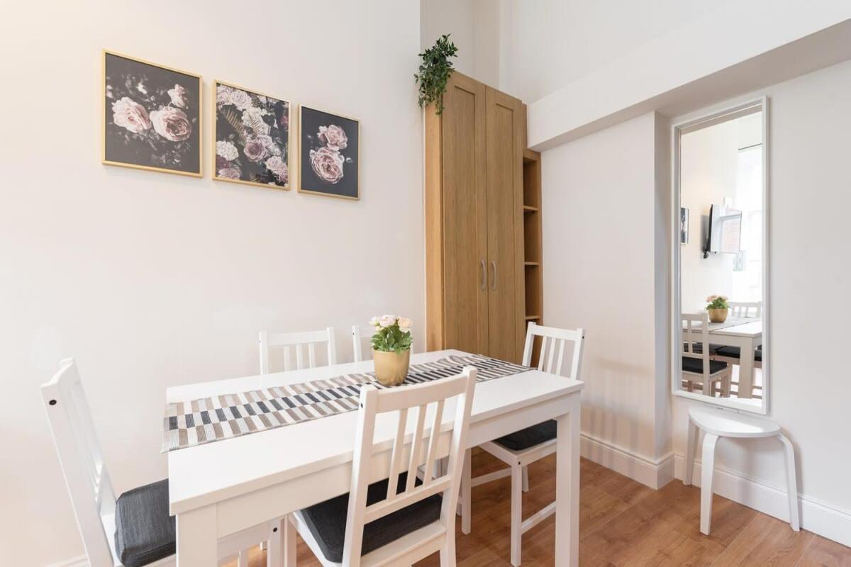 Cosy 2bed Super Location